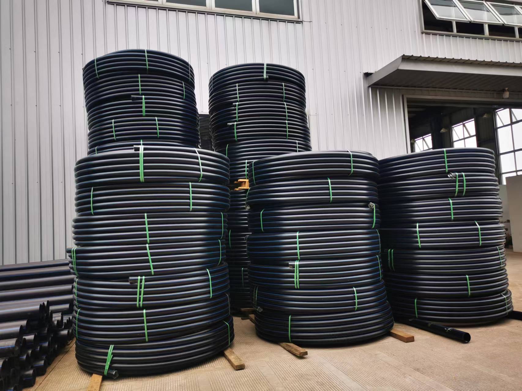 pe自來(lái)水管圖片/pe自來(lái)水管樣板圖 (2)