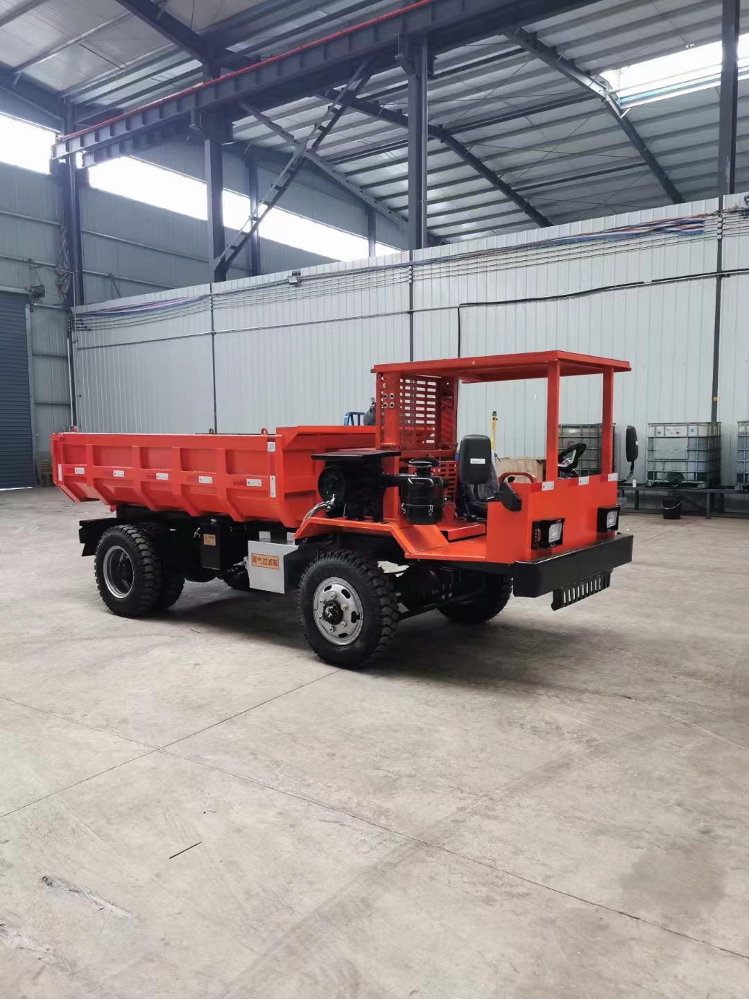 礦山四不像車 井下運(yùn)輸車 礦安標(biāo)井下出渣車型號齊全 礦山后驅(qū)車