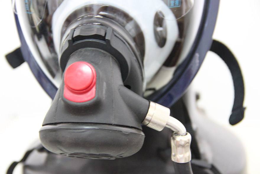 防毒面罩廠家，防毒面罩多少錢 ，供應(yīng)防毒面罩