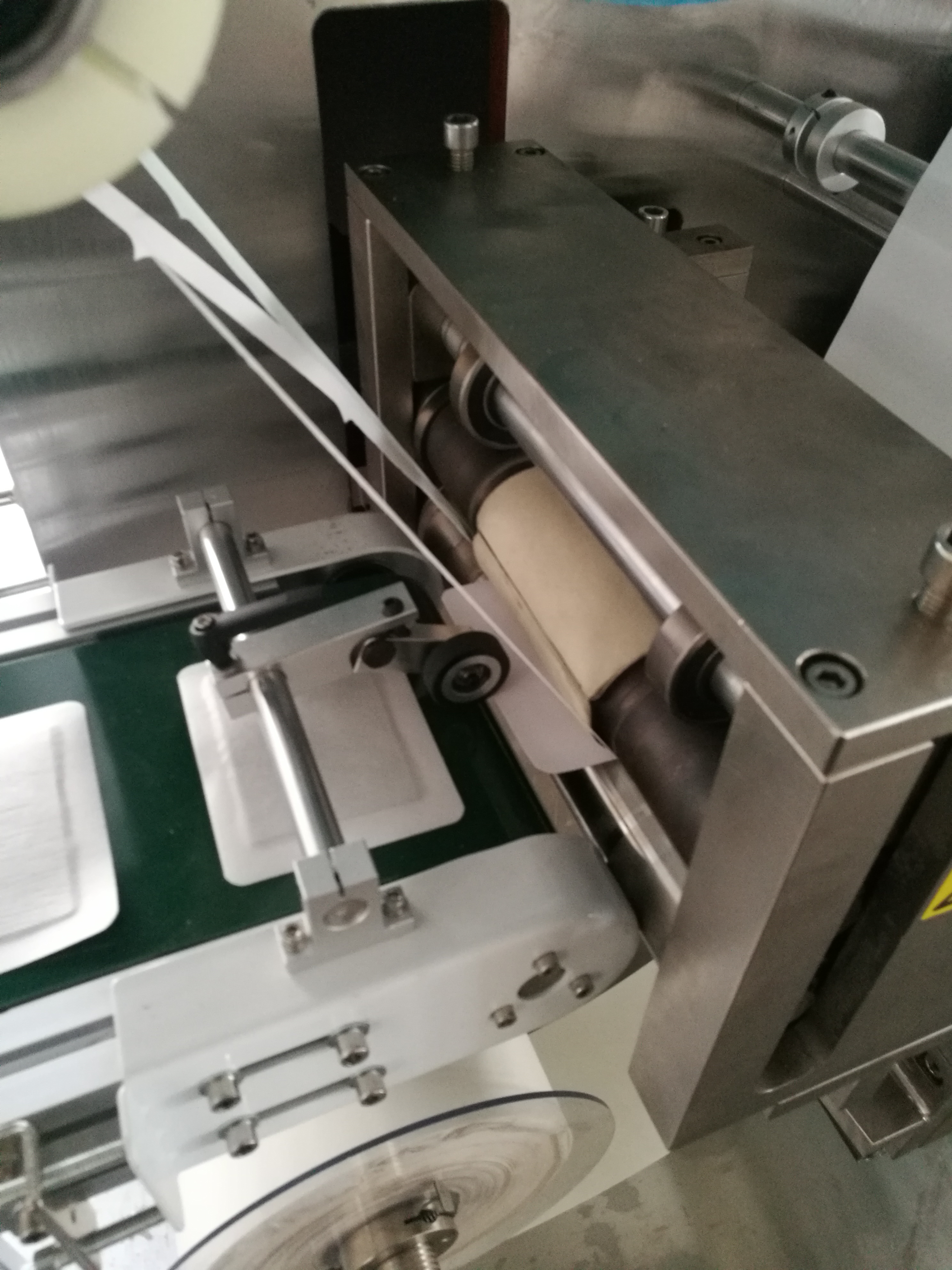 江蘇膏藥貼片機(jī)圖片/江蘇膏藥貼片機(jī)樣板圖 (3)