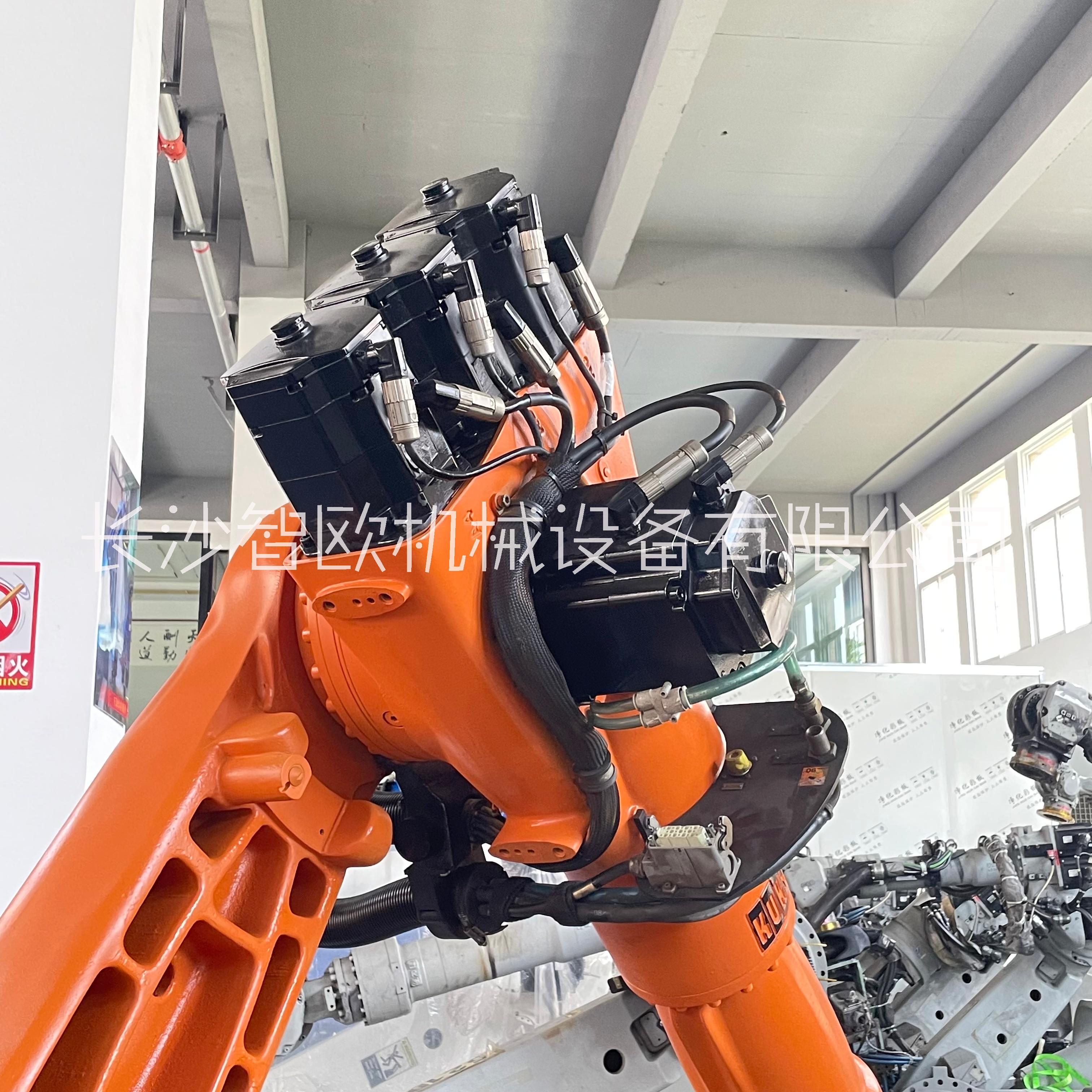 庫卡下探式機(jī)器人KR 210圖片/庫卡下探式機(jī)器人KR 210樣板圖 (4)