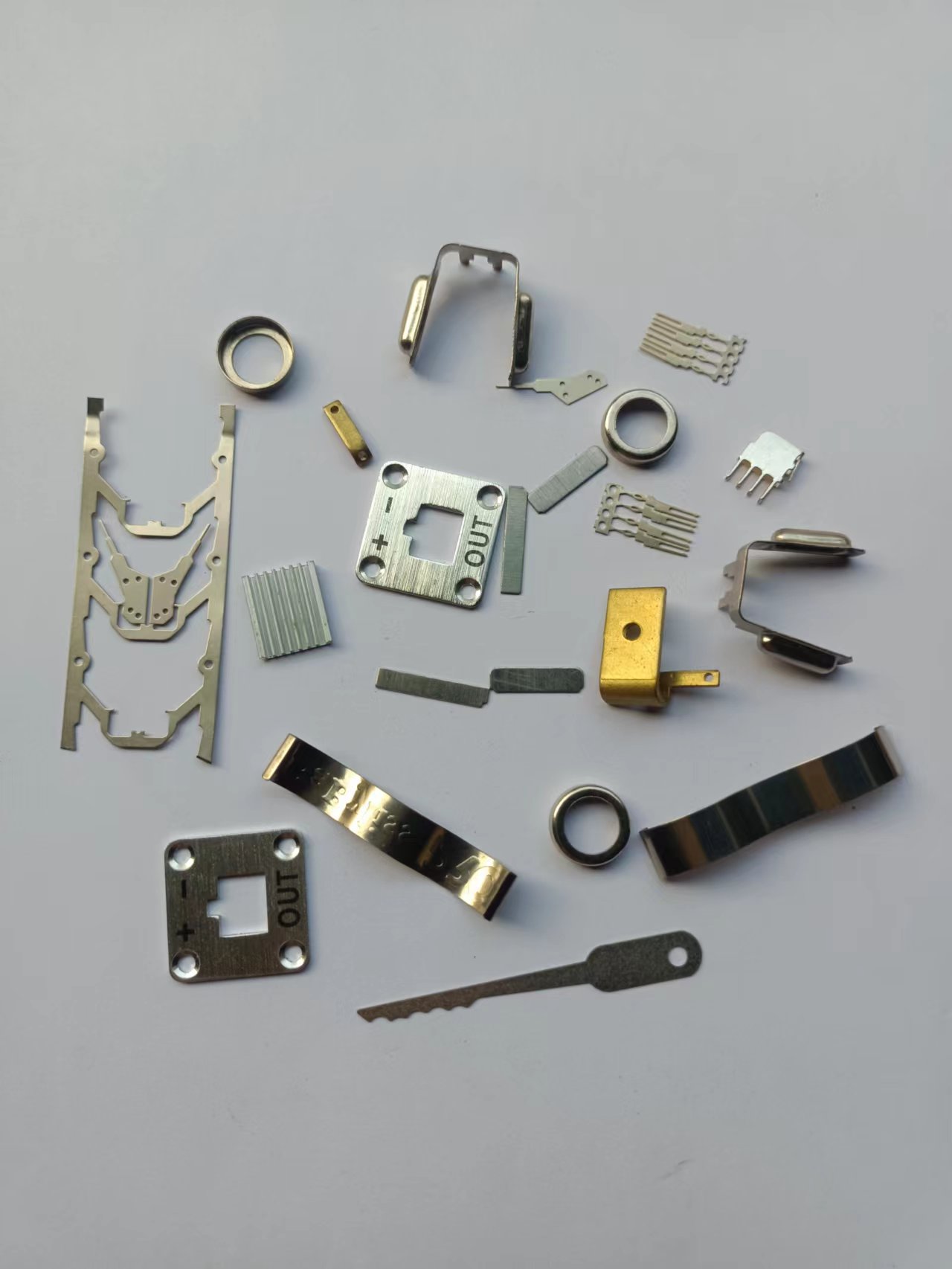 五金沖壓件圖片/五金沖壓件樣板圖 (1)