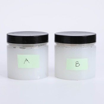 嬰兒吸嘴用液體硅橡膠圖片