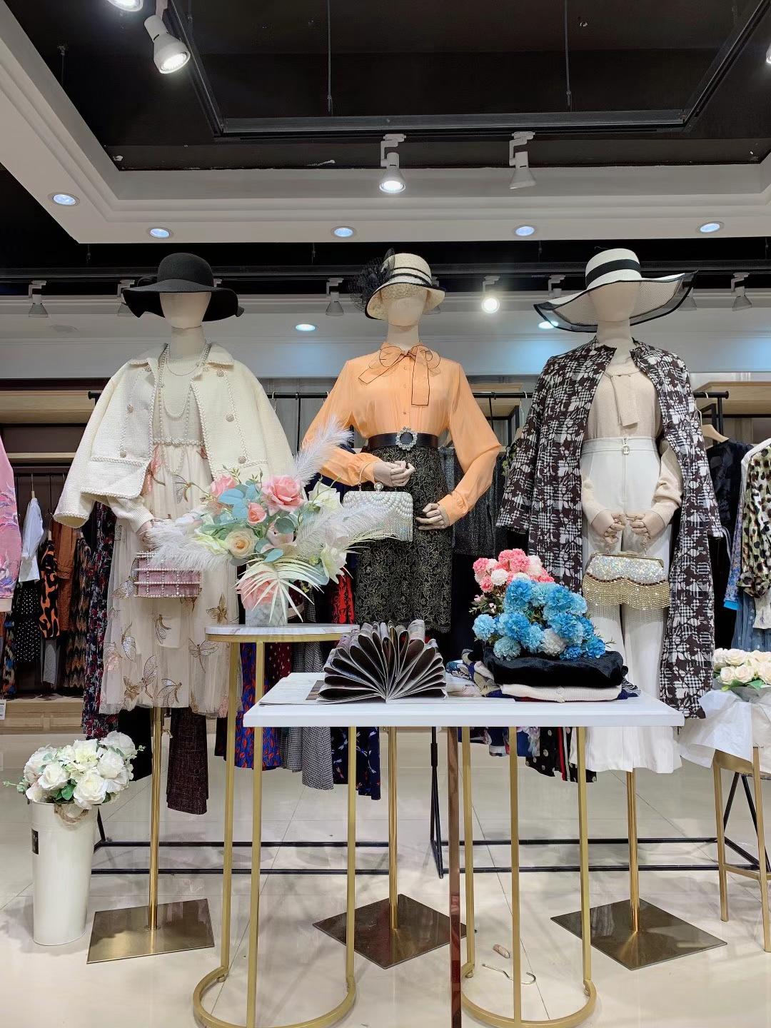 丹慕妮爾2023秋品牌折扣女裝走份批發(fā)廣州十三行服裝直播尾貨供應(yīng)鏈