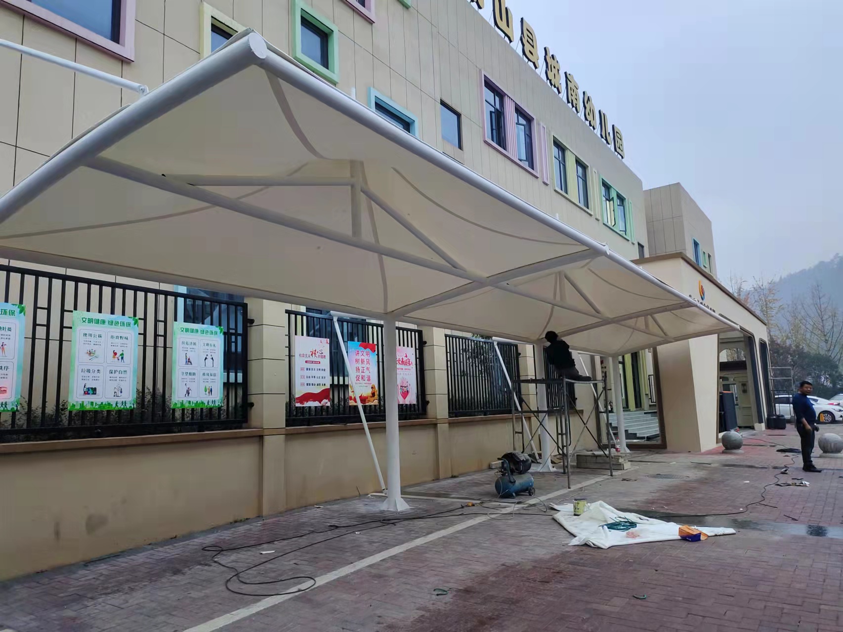 冒頂似鎖膜結(jié)構(gòu)圖片/冒頂似鎖膜結(jié)構(gòu)樣板圖 (4)