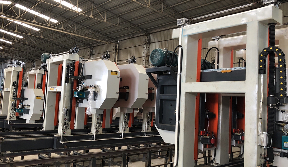 廣州恒德CLC免蒸加氣塊生產(chǎn)設(shè)備圖片