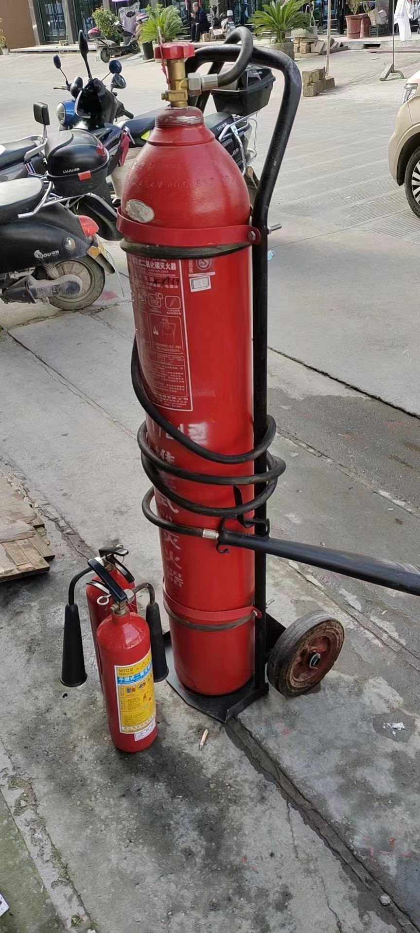 數(shù)據(jù)中心 檔案庫房用二氧化碳氣體滅火裝置 常州廠家供應(yīng)圖片/數(shù)據(jù)中心 檔案庫房用二氧化碳氣體滅火裝置 常州廠家供應(yīng)樣板圖 (2)