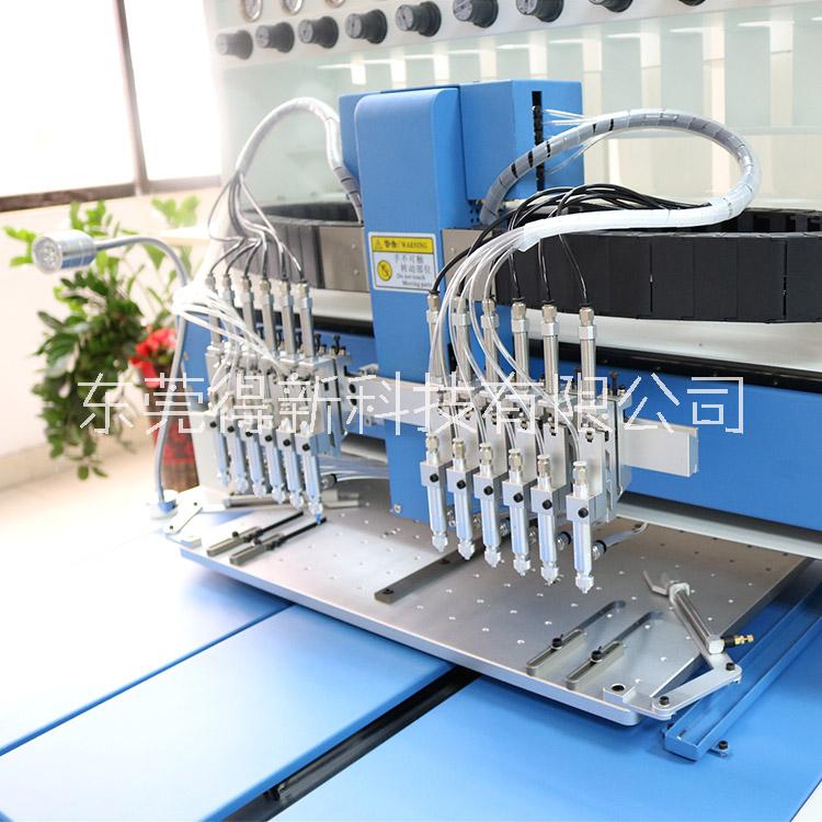 服裝滴塑機(jī)圖片/服裝滴塑機(jī)樣板圖 (3)