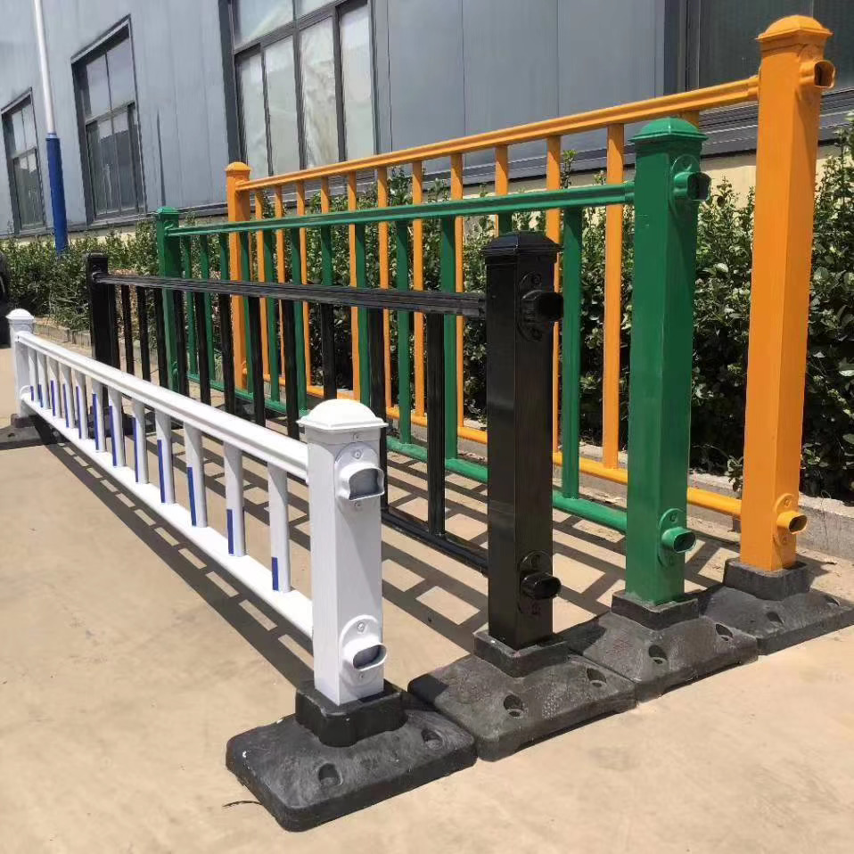 道路護(hù)欄圖片