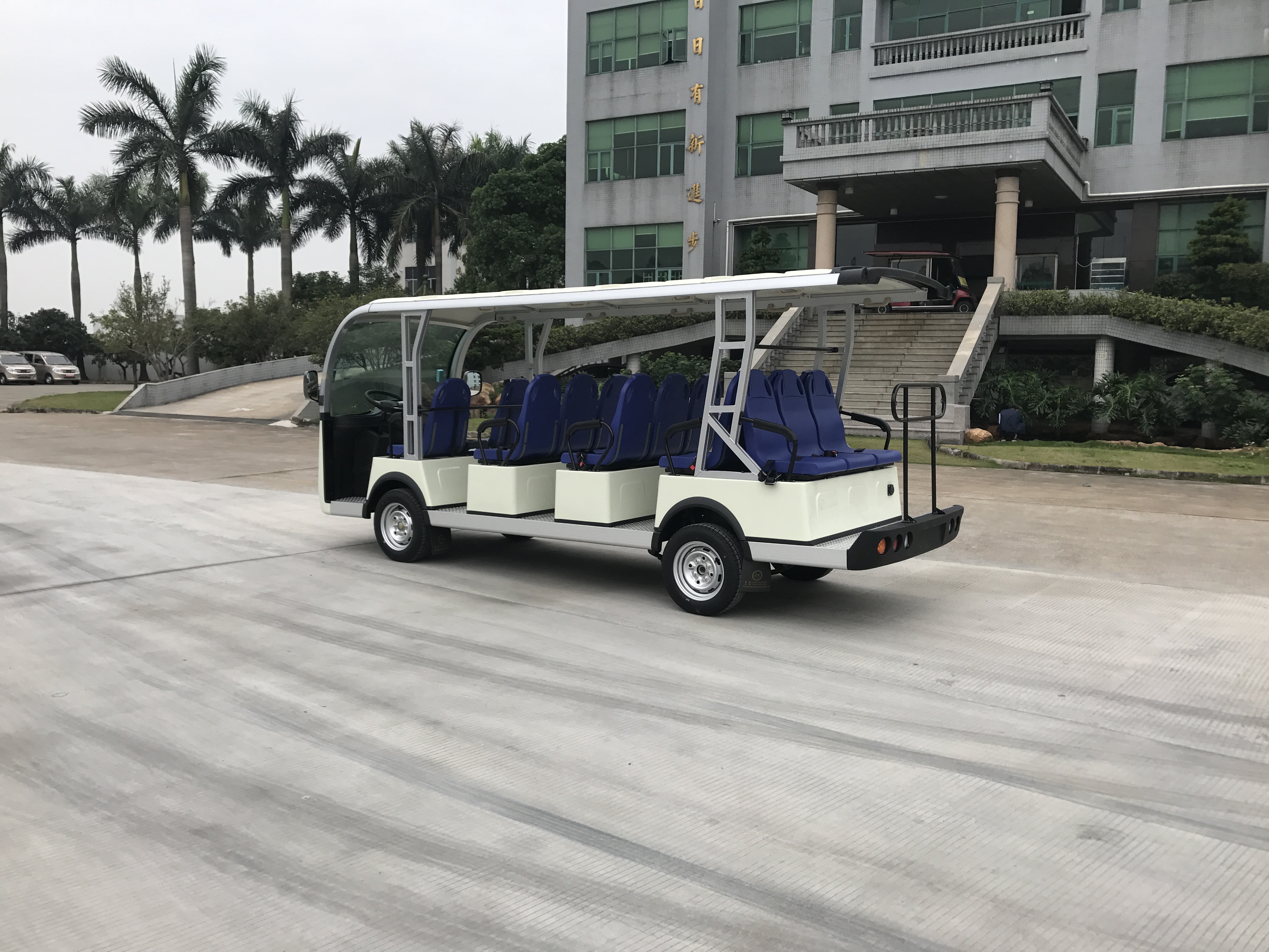 電動(dòng)老爺車圖片/電動(dòng)老爺車樣板圖 (2)