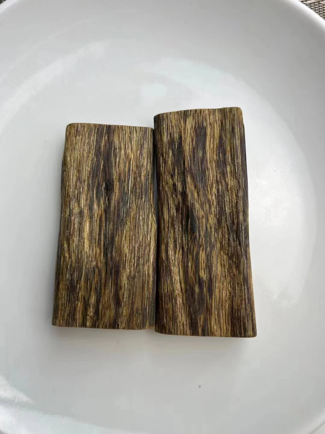 棋楠沉香圖片/棋楠沉香樣板圖 (1)