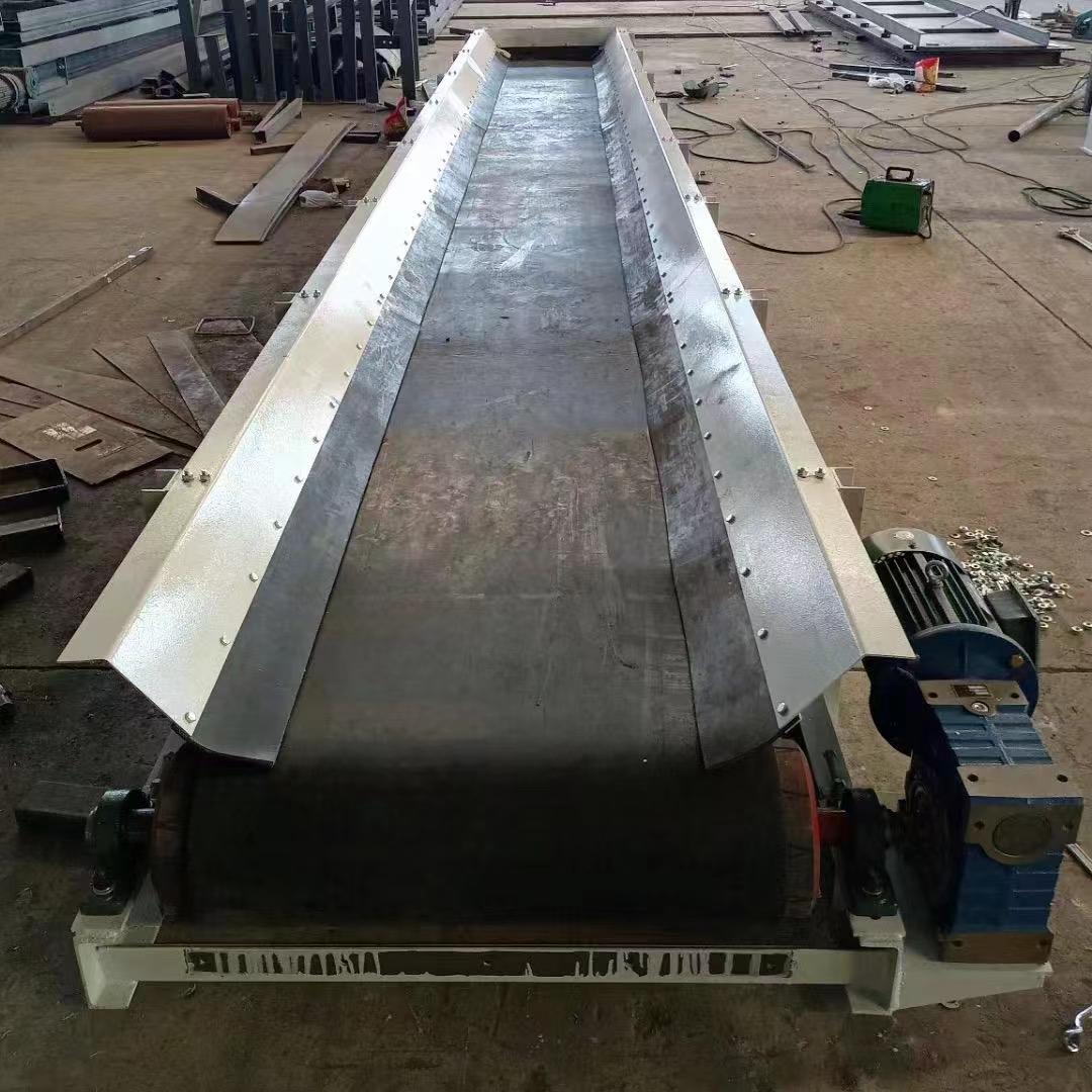 輸送機(jī) 傳送帶 輸送機(jī) 網(wǎng)帶輸送機(jī) 鏈板輸送機(jī) 輸送機(jī)流水線 傳送帶圖片