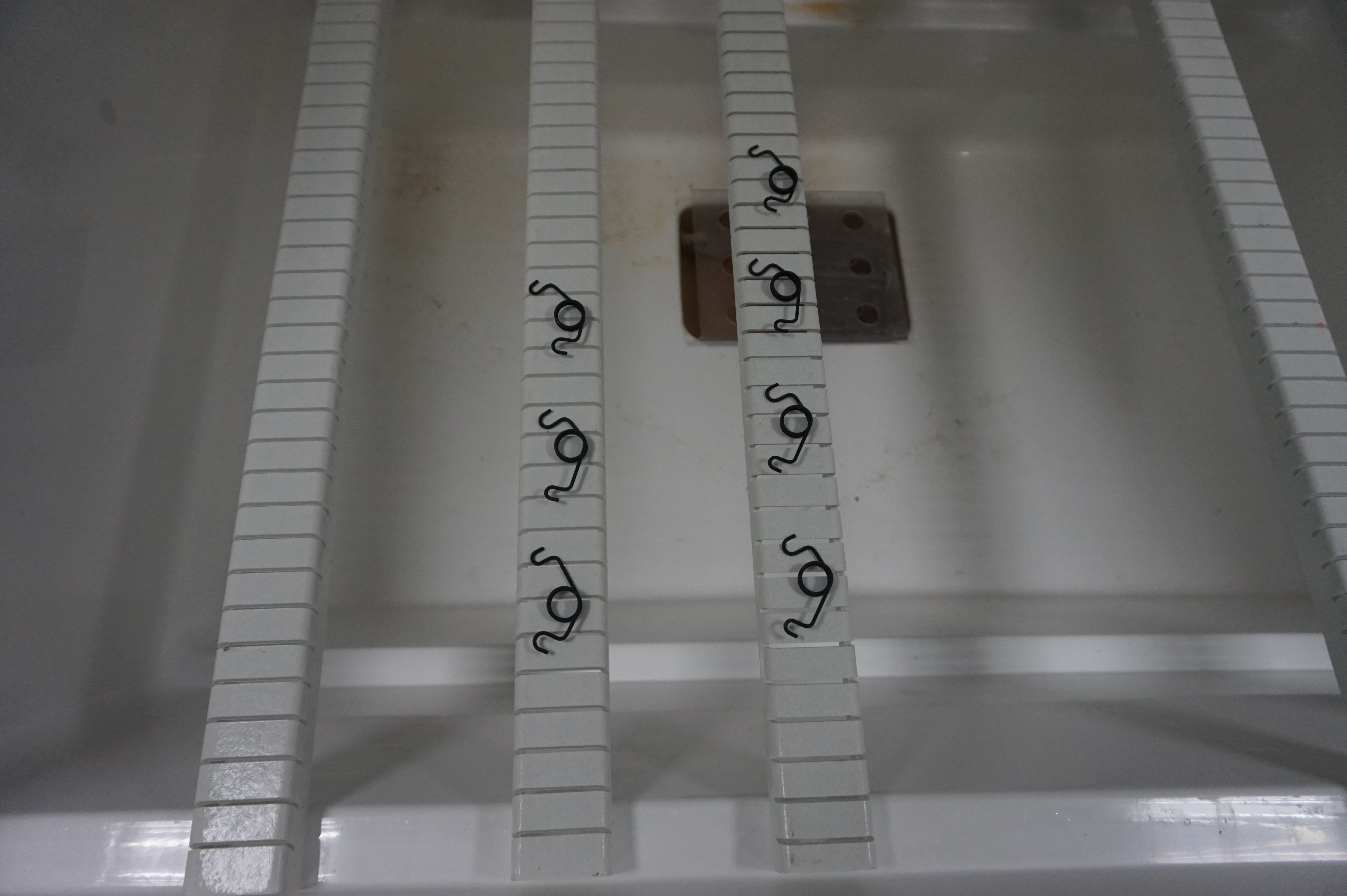 復(fù)合鹽霧測試圖片/復(fù)合鹽霧測試樣板圖 (4)