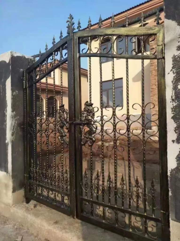 鐵藝大門圖片/鐵藝大門樣板圖 (2)