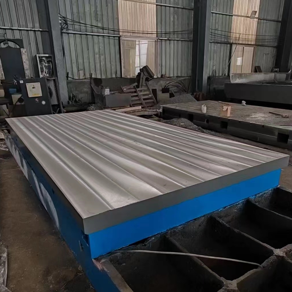 鑄鐵平臺(tái)圖片/鑄鐵平臺(tái)樣板圖 (1)