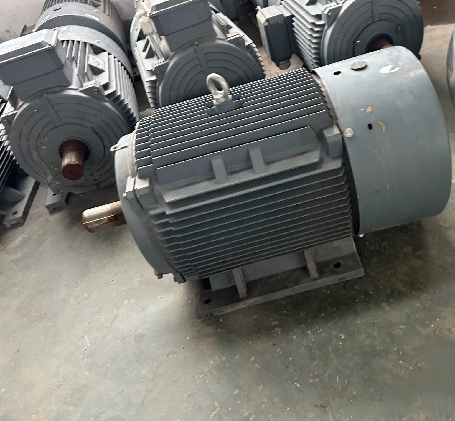 二手電機(jī)圖片/二手電機(jī)樣板圖 (4)