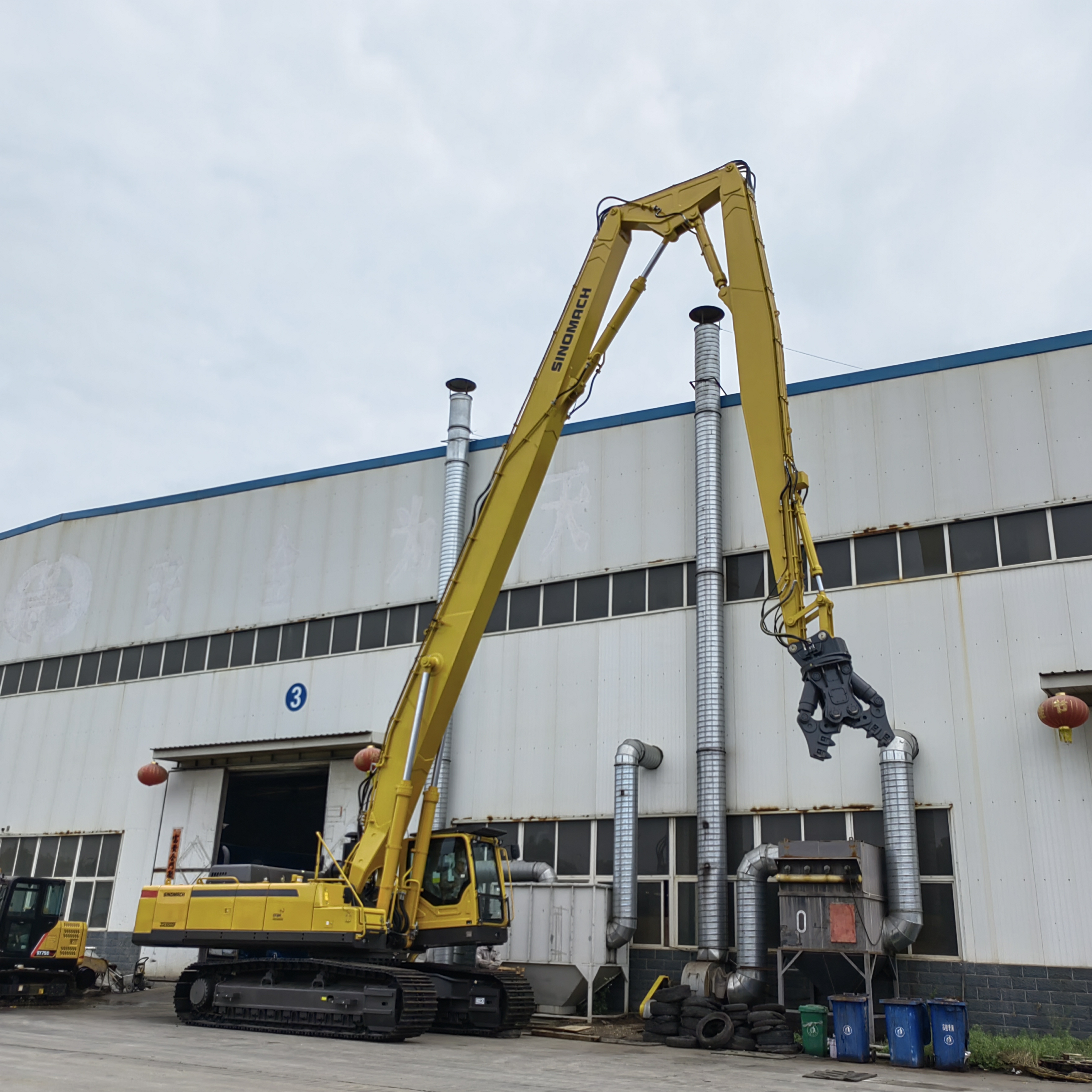 济宁市天诺工程机械加长臂加工定制 水陆两用挖掘机河道清淤工程厂家