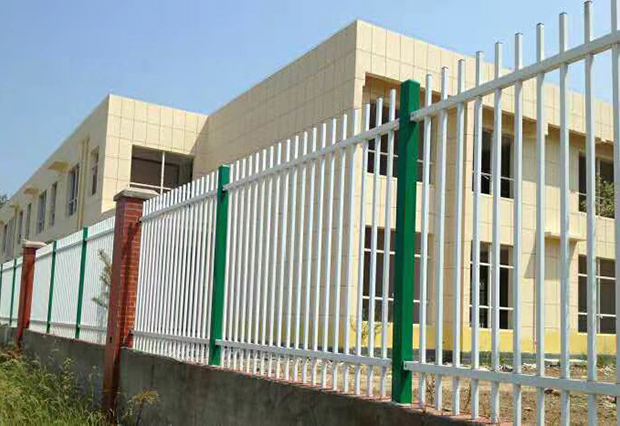 山東鋅鋼護(hù)欄圖片/山東鋅鋼護(hù)欄樣板圖 (3)