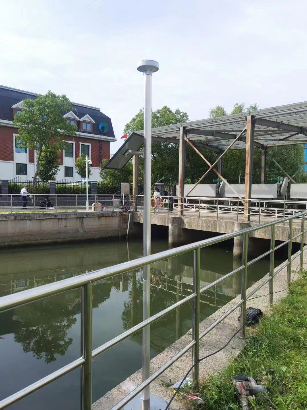 雨量監(jiān)測站圖片/雨量監(jiān)測站樣板圖 (2)