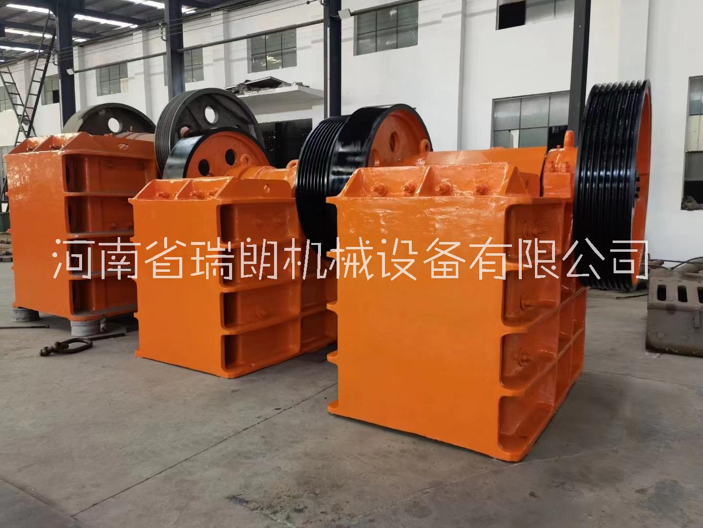 鄂破鄂式破碎機(jī)鄂破機(jī)系列顎式破石機(jī)型號(hào)價(jià)格顎式破碎機(jī)PE750x1060