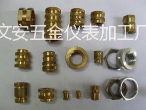 供應(yīng)用于的河北定做注塑銅螺母價(jià)格，批發(fā)定做，河北加工定做銅螺母廠家，河北注塑銅螺母價(jià)格