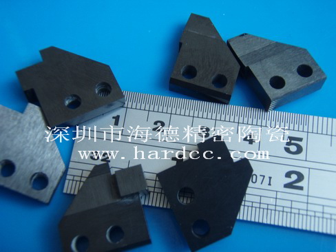 供應(yīng)用于電子電器  的黑色氧化鋯陶瓷結(jié)構(gòu)件