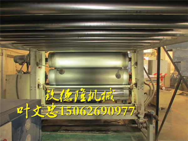 供應(yīng)EVA汽車地毯片材擠出機| EVA汽車地毯片材擠出機