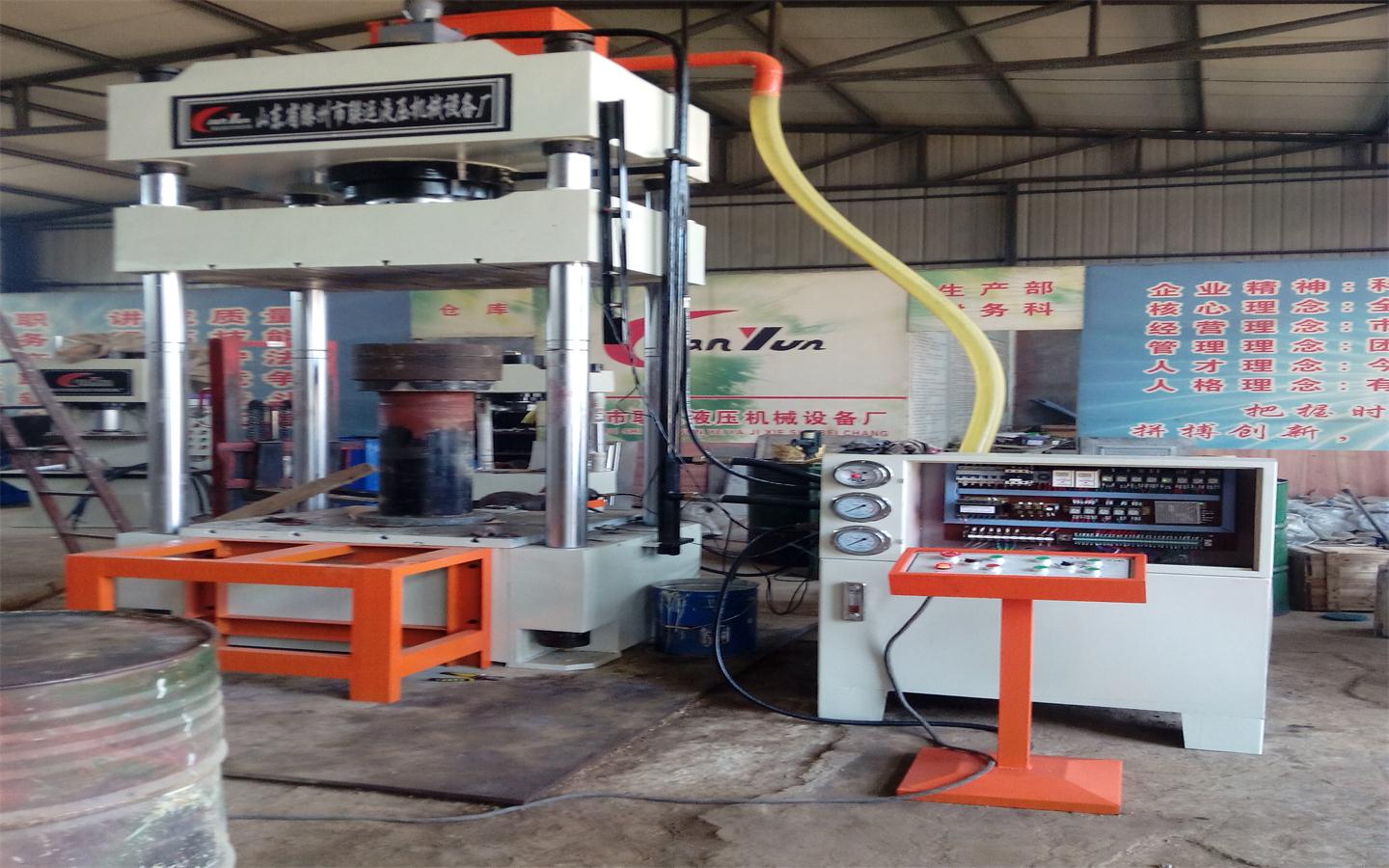 供應(yīng)聯(lián)運單臂液壓機金屬成型液壓機 鋼木門壓花機