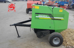 供應(yīng)行走式秸稈撿拾打捆機(jī)牧草打捆機(jī)廠家價(jià)格