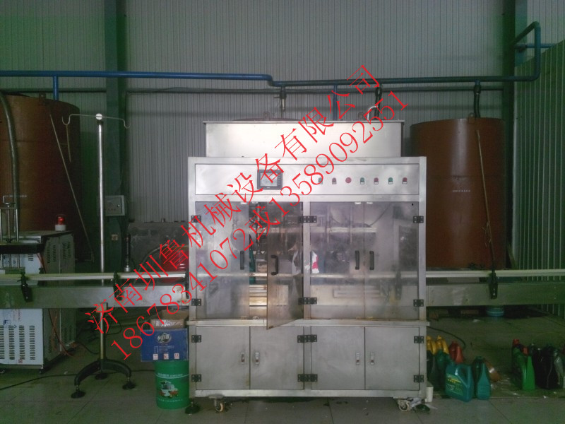 供應(yīng)濟南潤滑油灌裝生產(chǎn)線廠家、質(zhì)量、價格請認準（濟南圳魯機械）