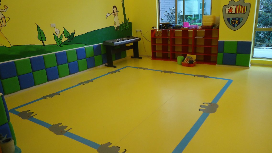 供應(yīng)青島幼兒園PVC地板 青島幼兒園*PVC地板 青島環(huán)保地板 青島幼兒園地板專業(yè)施工