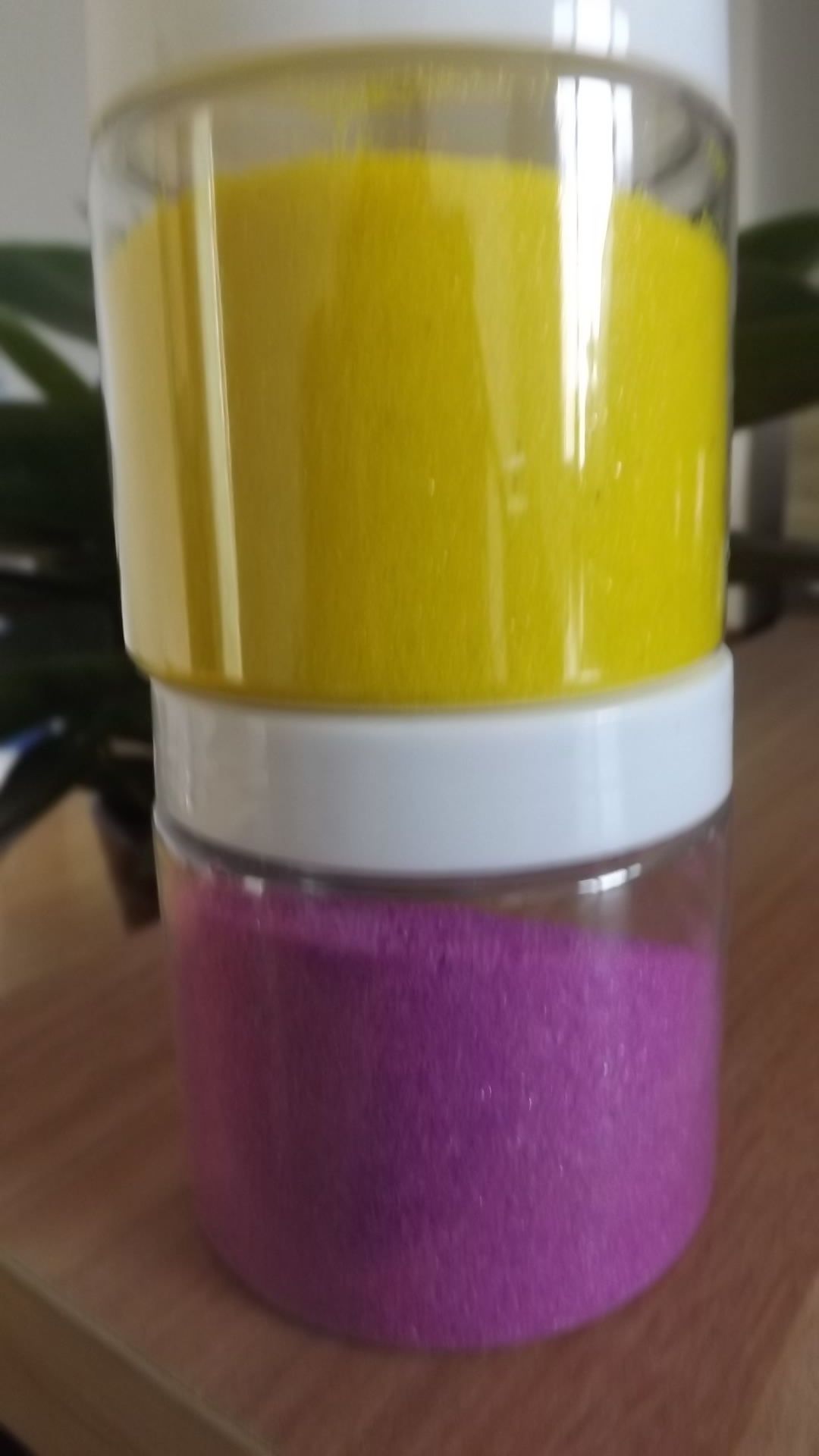 供應用于涂料生產的人工著色彩砂