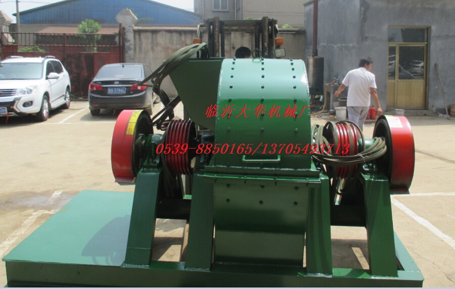 供應(yīng)800型鐵輥玉米制碴機  玉米深加工制碴機優(yōu)質(zhì)供應(yīng)商   山東玉米深加工制碴機