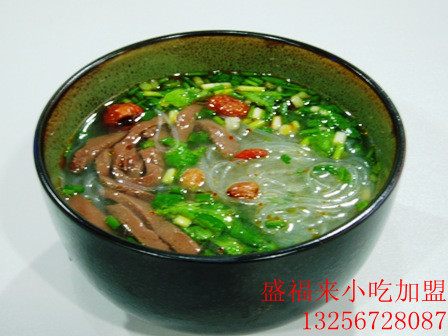 黃燜雞米飯店加盟 黃燜雞培訓(xùn) 黃燜雞加盟 黃燜雞醬料培訓(xùn)學(xué)校