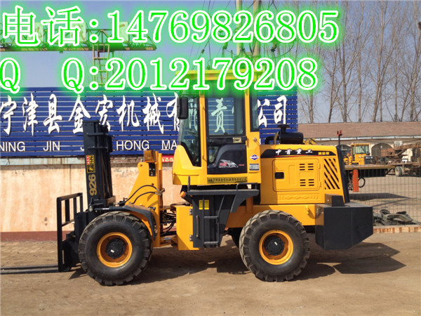供應(yīng)遼寧2噸3噸越野叉車的圖片及價(jià)格,越野叉車的生產(chǎn)廠家3噸越野叉車的價(jià)格