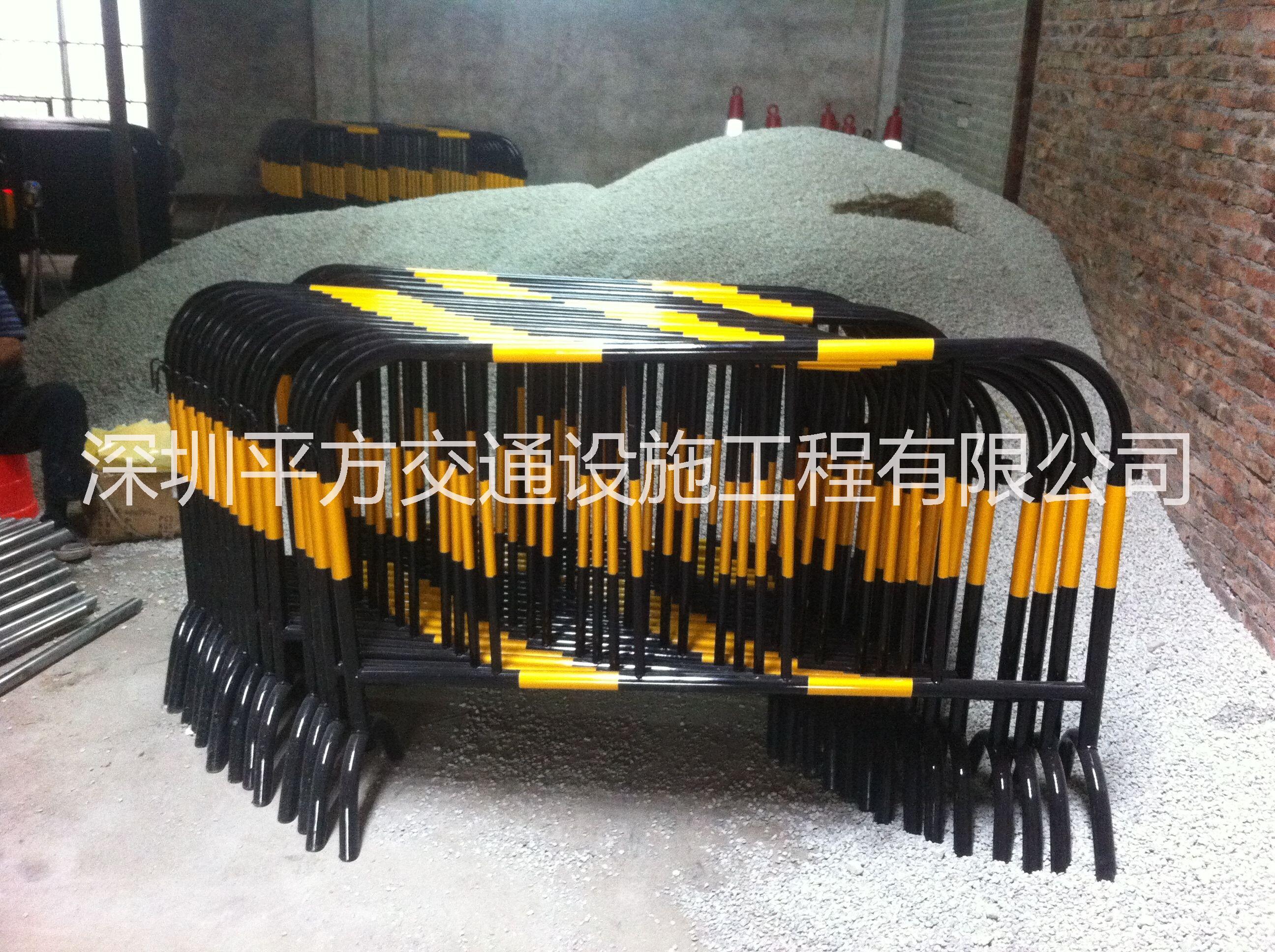 供應(yīng)鐵馬 1.5米鐵馬護(hù)欄生產(chǎn)廠家