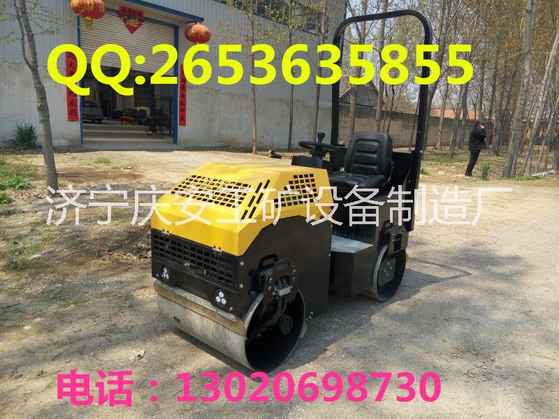 供應(yīng)駕駛式振動(dòng)壓路機(jī)，小型座駕壓路機(jī)