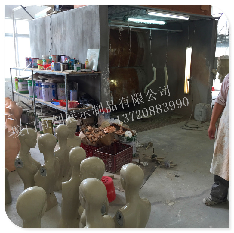 供應(yīng)*衣架  服裝展示道具廠 服裝店鋪裝飾道具