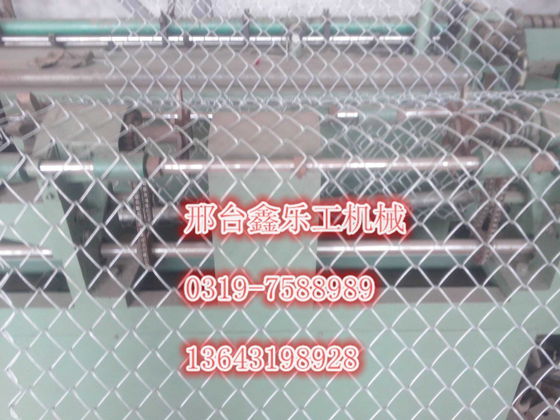 供應(yīng)新型金屬絲織網(wǎng)機(jī)_金屬絲織網(wǎng)機(jī)