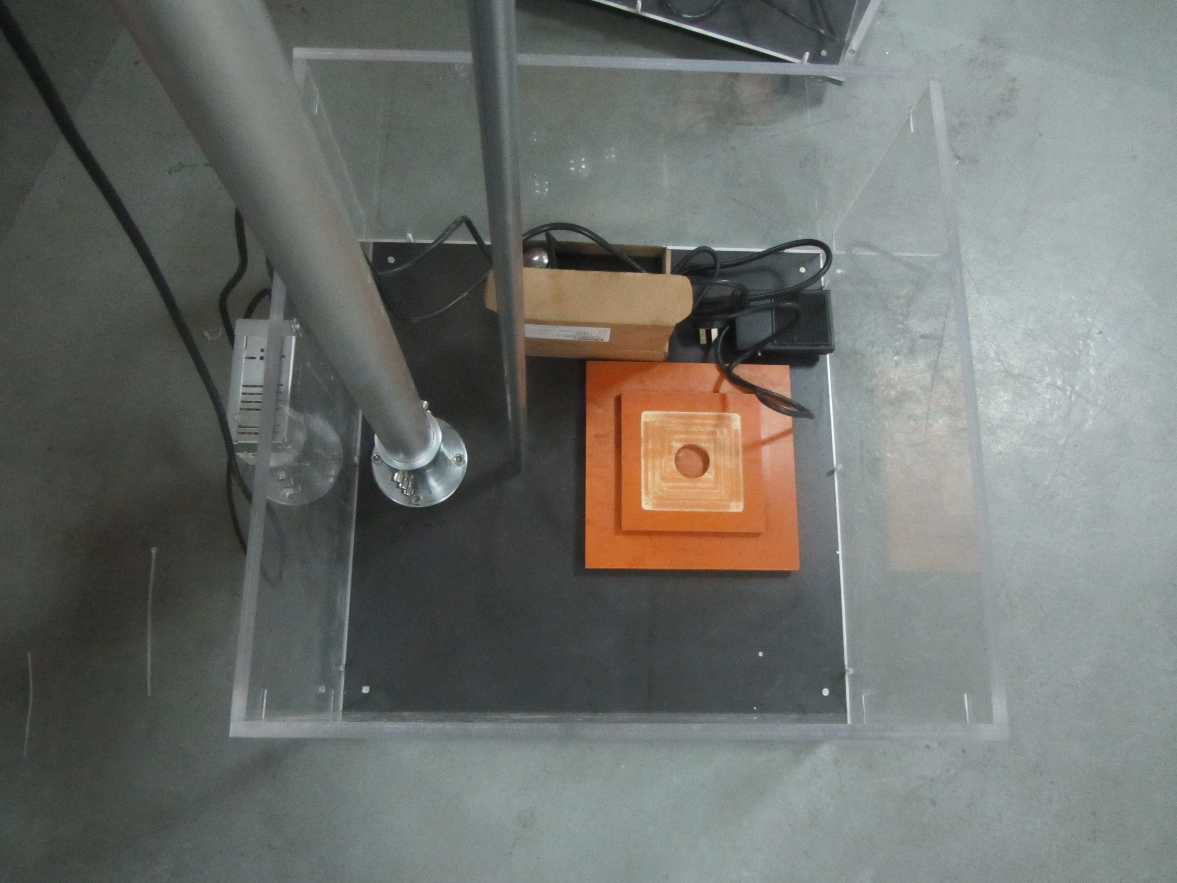 供應(yīng)鋼球跌落試驗(yàn)機(jī),落球自由跌落試驗(yàn)