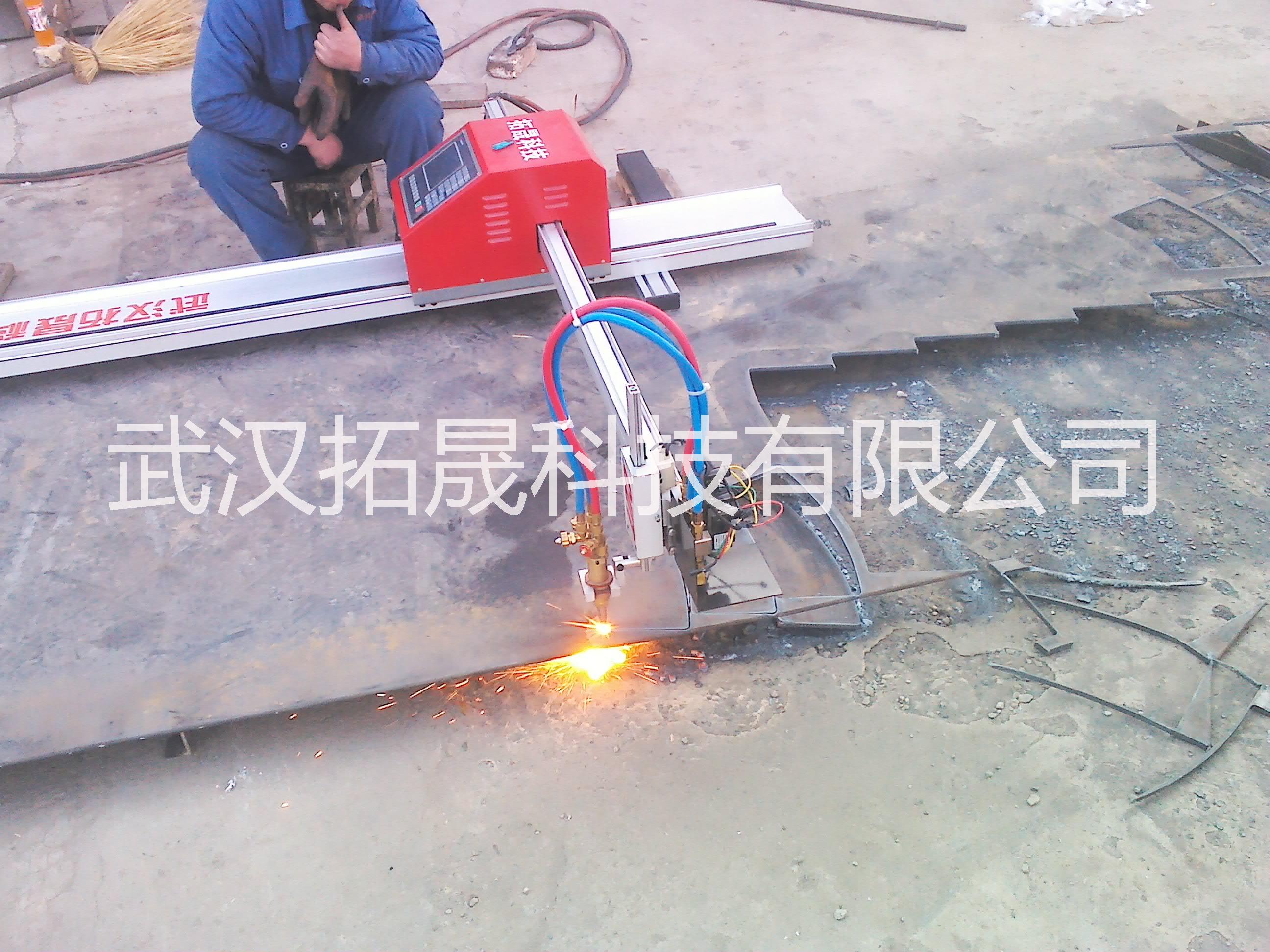 供應(yīng)山東數(shù)控火焰切割機(jī)，數(shù)控等離子切割機(jī)，懸臂式數(shù)控切割機(jī)