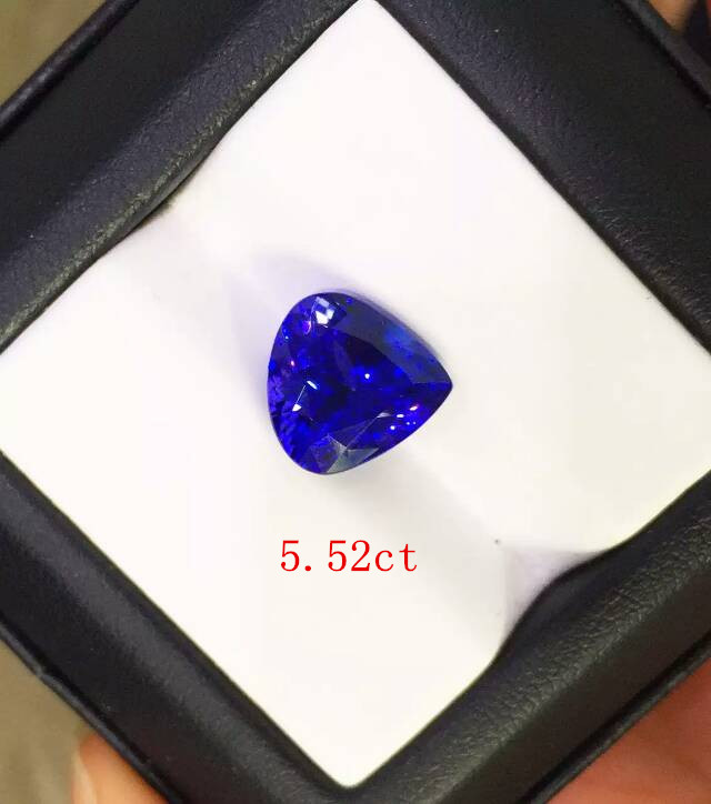 供應(yīng)5.52克拉海洋之心坦桑石裸石 咨詢(xún)購(gòu)買(mǎi)坦桑石盡在深圳絢彩珠寶 手機(jī)：13724356962（也是微信號(hào)）,專(zhuān)業(yè)坦桑