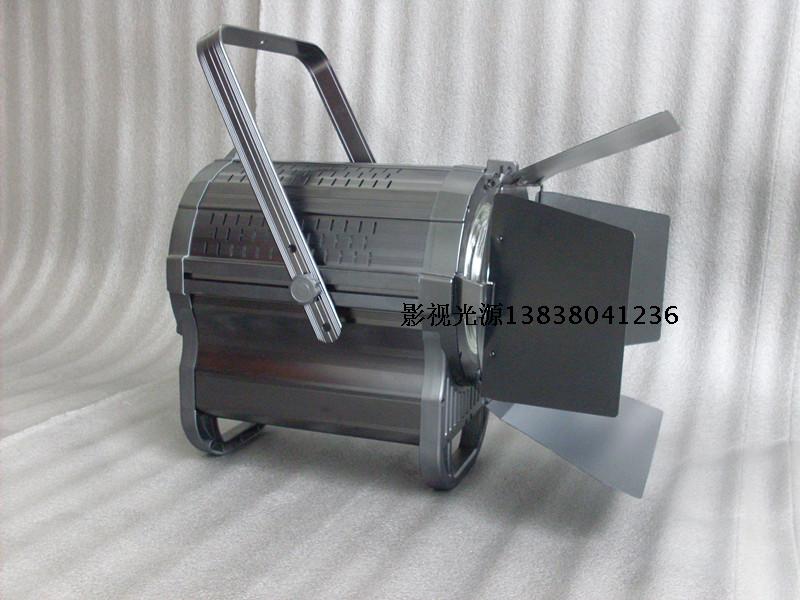 供應(yīng)本源影視GX-LED200WJD攝影聚光燈演播室燈光照明系統(tǒng)攝影棚補(bǔ)光攝燈聚光燈