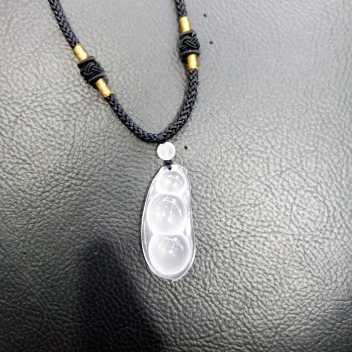 供應(yīng)天然兔毛晶吊墜手工雕刻兔毛晶掛件 兔毛晶小魚雕件 如意鎖吊墜