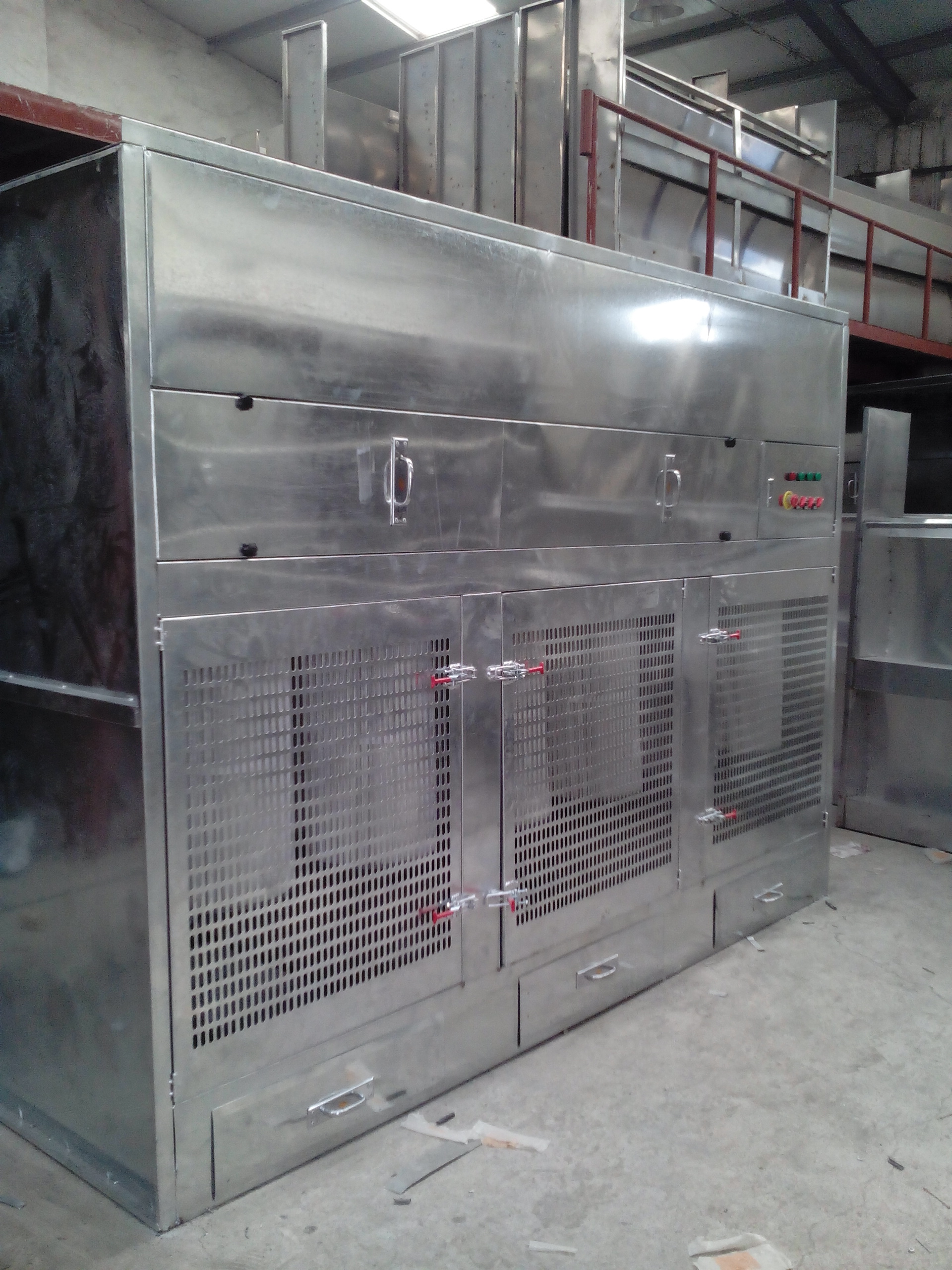 除塵打磨柜廠家、山東立式吸塵柜、風(fēng)動力零排放式木工打磨臺價格、除塵環(huán)保設(shè)備生產(chǎn)廠家