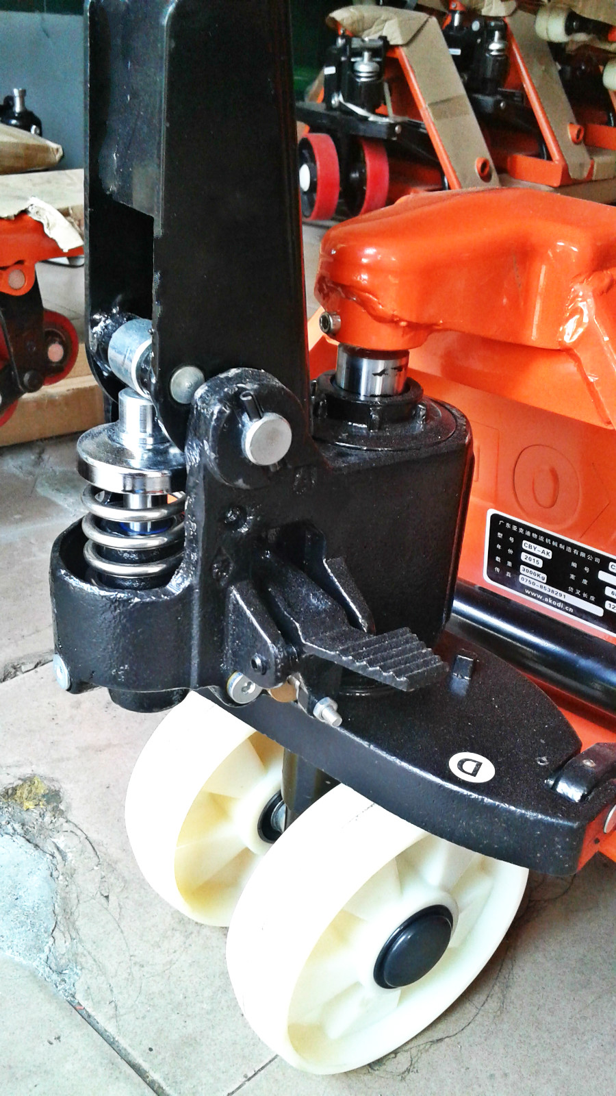 供應(yīng)電子叉車秤電話，電子叉車秤廠家電話，電子叉車秤電話供應(yīng)電話，電子叉車秤