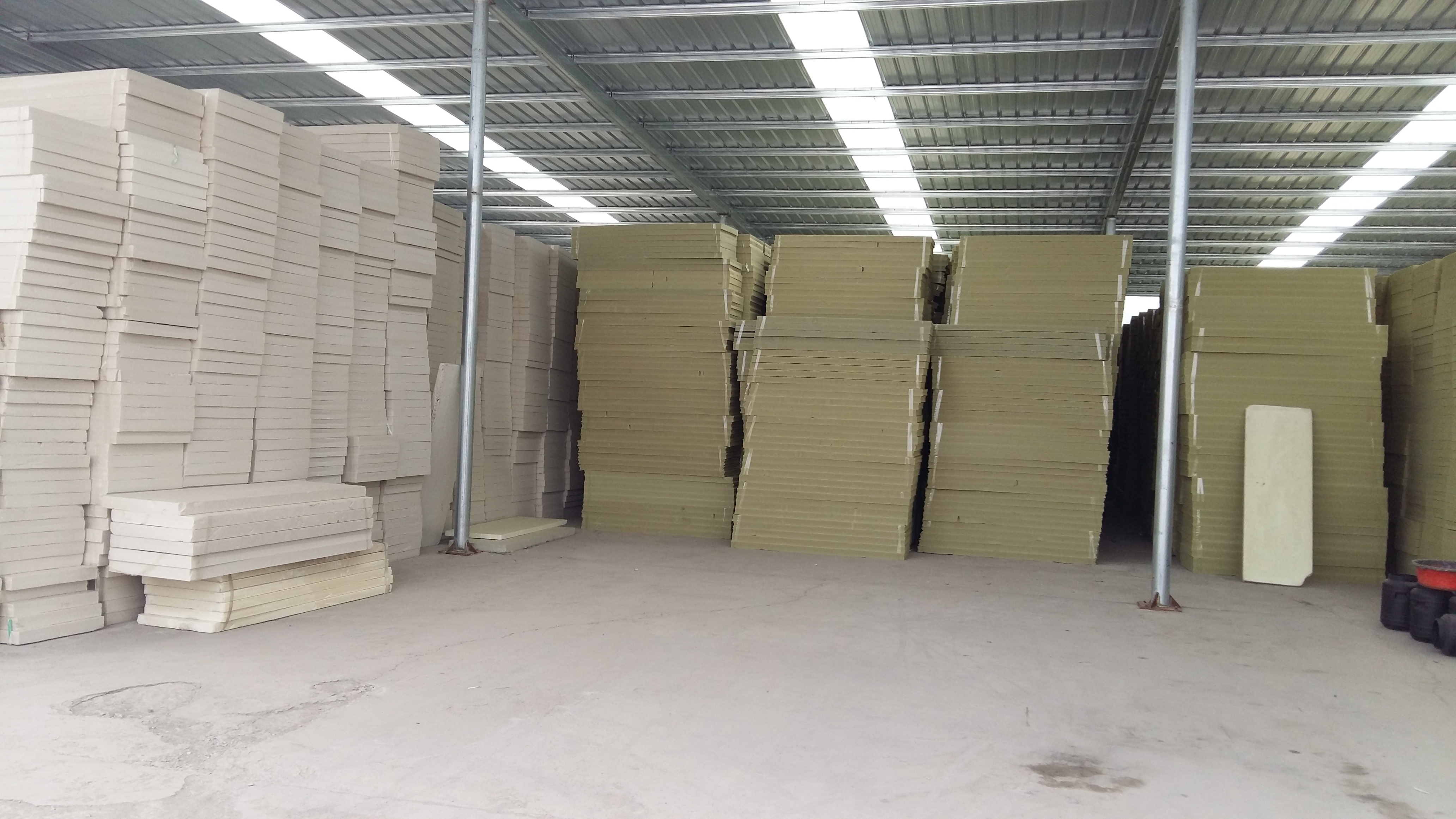 供應(yīng)冷庫(kù)用保溫板