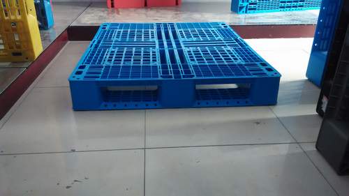 供應(yīng)福建塑料托盤,福建塑料托盤批發(fā)