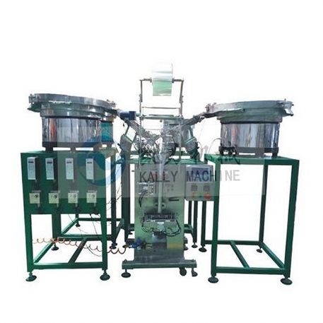 廠家供應(yīng)多盤配件混合包裝機(jī)