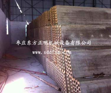供應(yīng)用于生產(chǎn)輕質(zhì)隔墻的不銹鋼輕質(zhì)墻板機，輕質(zhì)墻板生產(chǎn)線